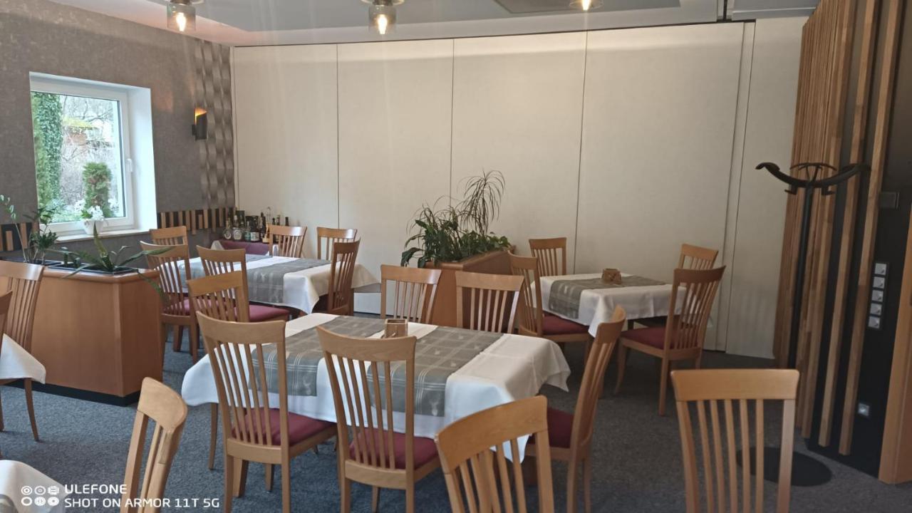 Romhild Hotel & Restaurant Zum Hirsch מראה חיצוני תמונה