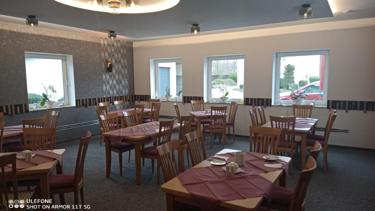 Romhild Hotel & Restaurant Zum Hirsch מראה חיצוני תמונה