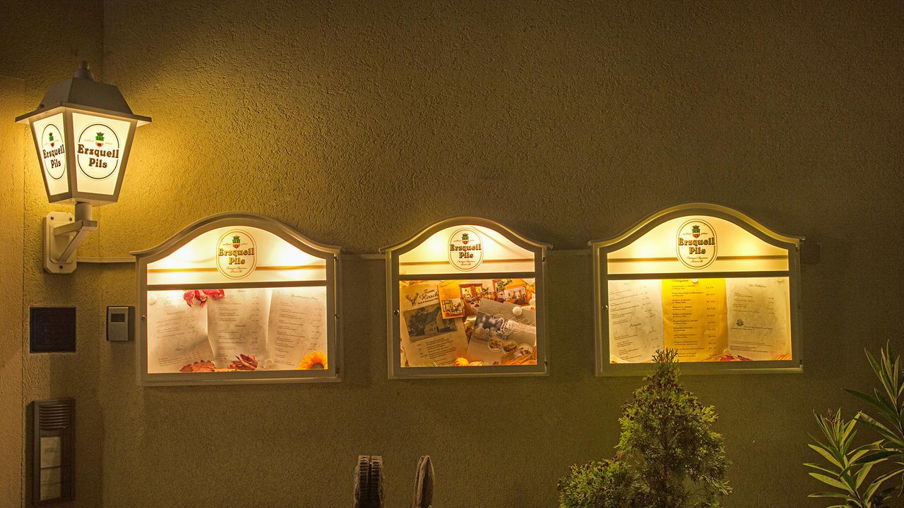 Romhild Hotel & Restaurant Zum Hirsch מראה חיצוני תמונה