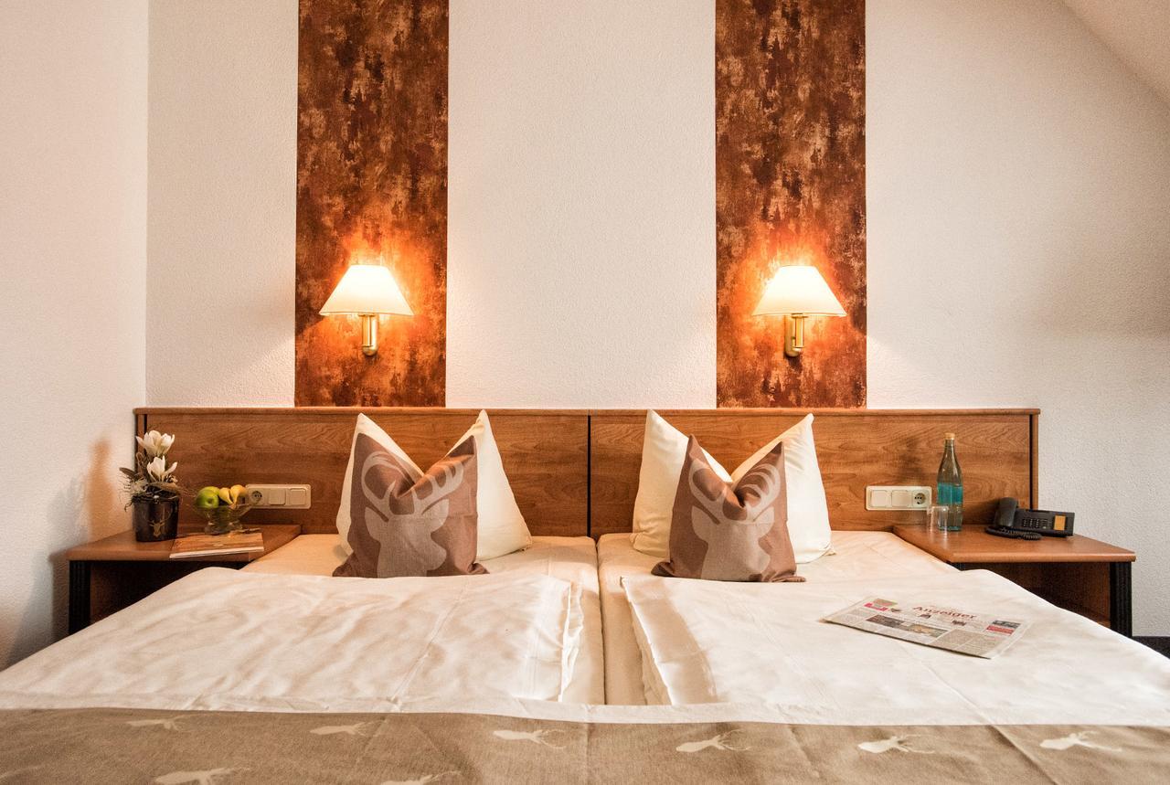 Romhild Hotel & Restaurant Zum Hirsch מראה חיצוני תמונה